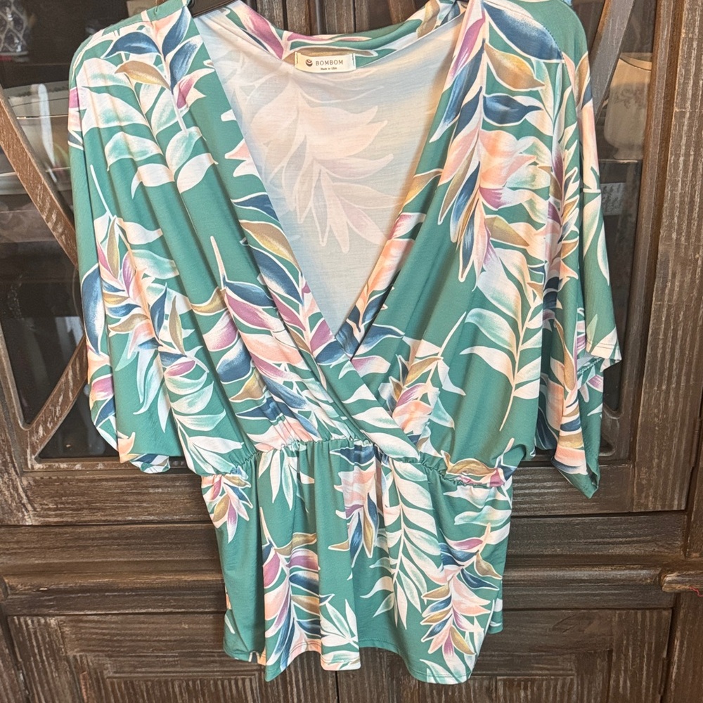 Tropical Floral V-Neck Blouse -